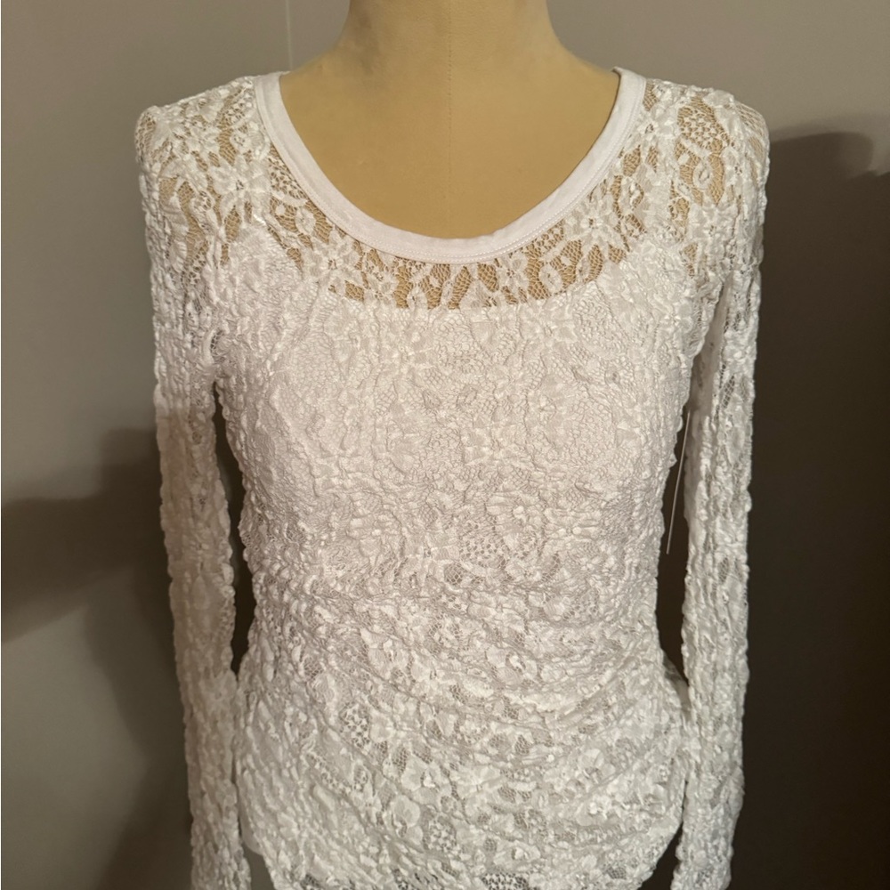 Karen Kane sweet dream lace tee